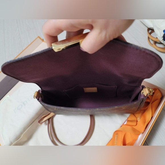 Louis Vuitton Favorite MM - Picture 6 of 14